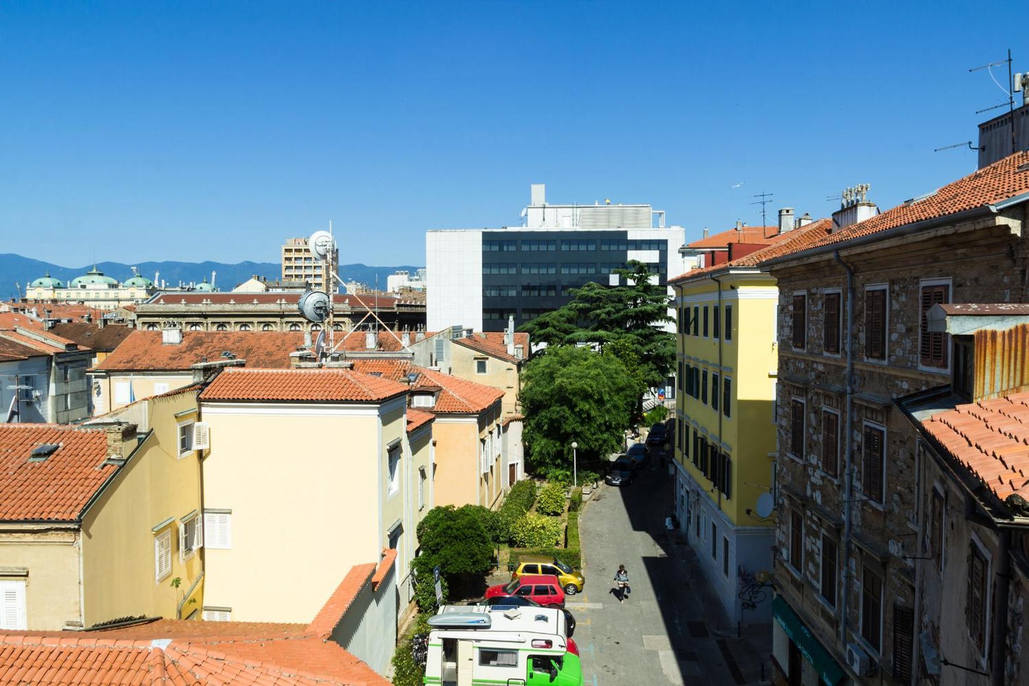 Apartment Mia Rijeka Exterior photo